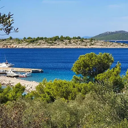 Mobilheim Andrea Wunderschoene Direkt Am Апартаменты Езера