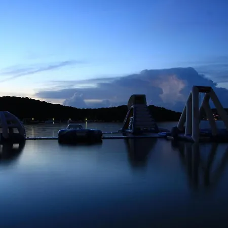 Mobilheim Andrea Wunderschoene Direkt Am Appartement Jezera