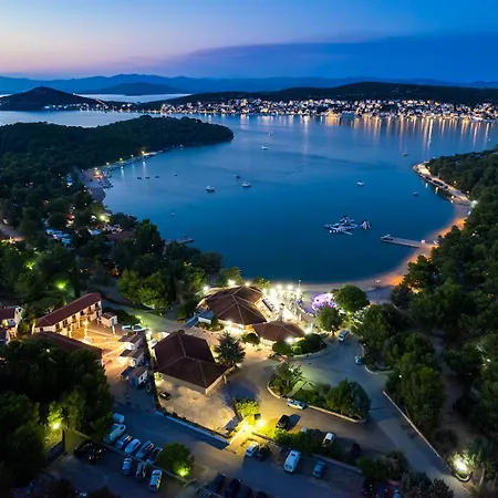 Mobilheim Andrea Wunderschoene Direkt Am Appartement Jezera